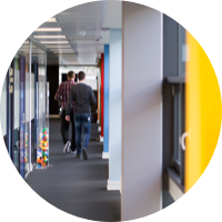 賣(mài)出第一部協(xié)作式機(jī)器人